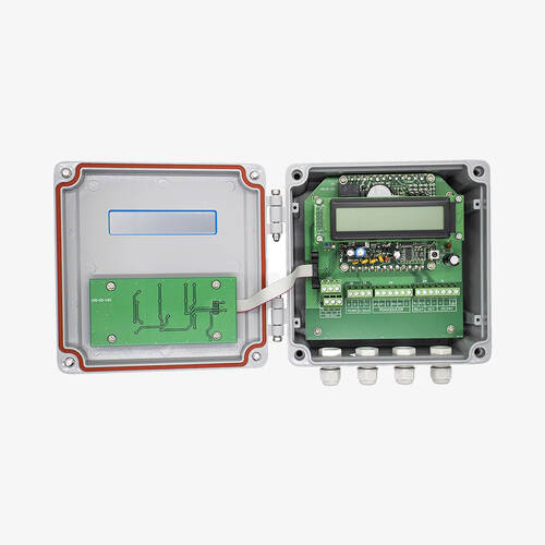 ST501 – ультразвуковий витратомір зі вкрутними датчиками