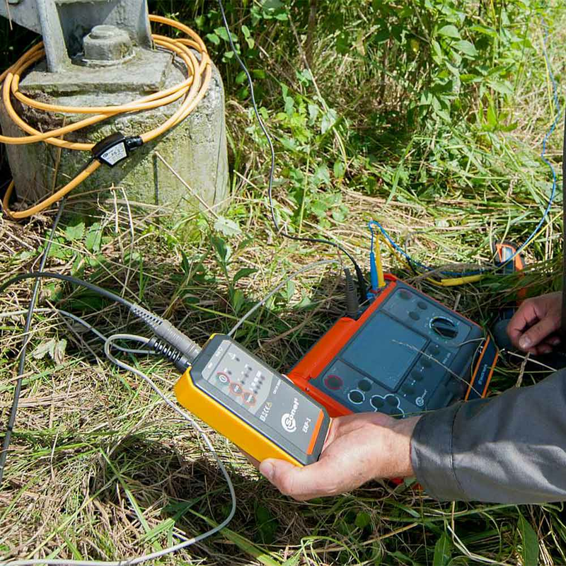 MRU-200-GPSUA – вимірювач параметрів заземлювальних пристроїв, рис. 1