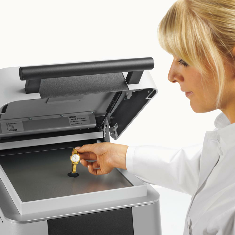 Рентгенфлуоресцентні вимірювальні прилади для аналізу складу й визначення товщини покриттів дорогоцінних металів та їх сплавів XAN® 220 і 222, рис. 1