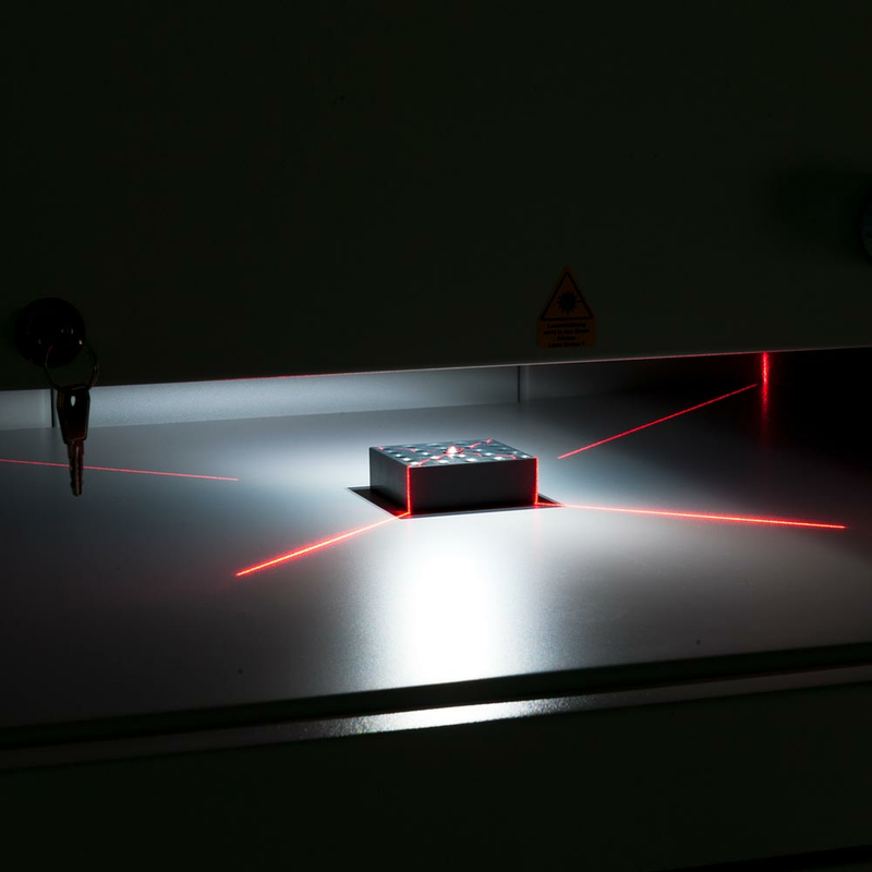 Універсальні рентгенфлуоресцентні прилади для вимірювання товщини та аналізу тонких покриттів деталей масового виробництва, друкованих плат, а також аналізу розчинів XDL® 210, 220, 230, 240, рис. 2