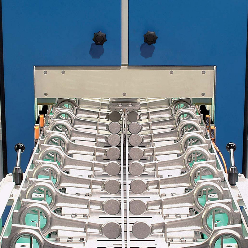 Ланцюговий конвеєр DEUTROMAT – спеціальні рішення для виявлення тріщин за допомогою магнітних часток, рис. 1