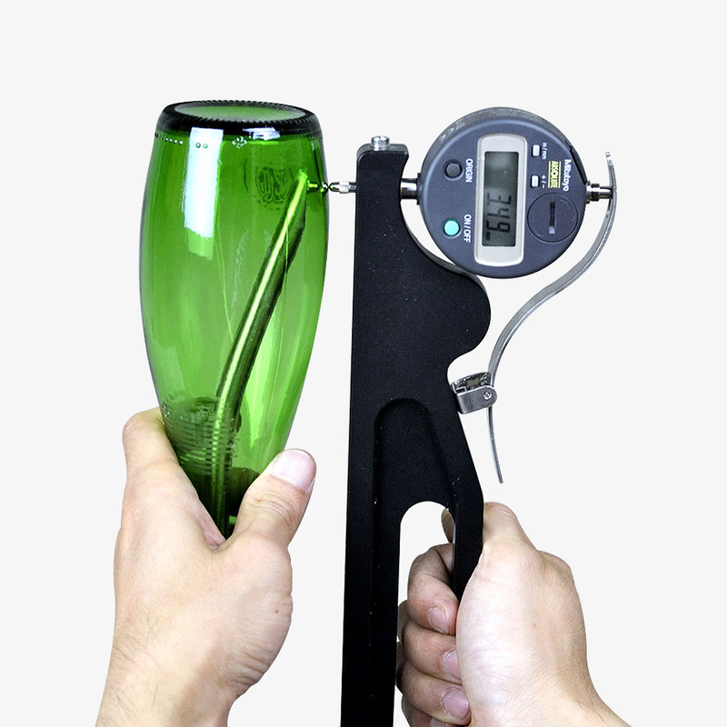 Вимірювач товщини стінок скляних пляшок BTG-D, рис. 1