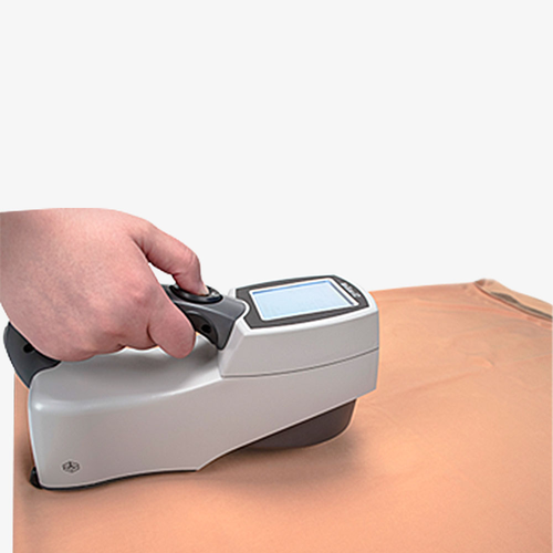 Контроль якості обшивки салонів автомобілів